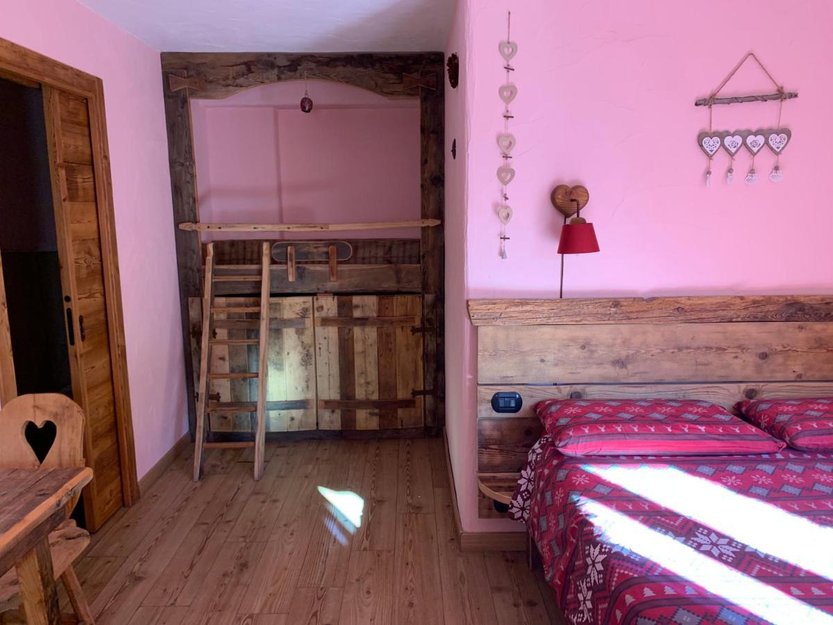 La Ferme Du Grand Paradis Cogne Rum bild