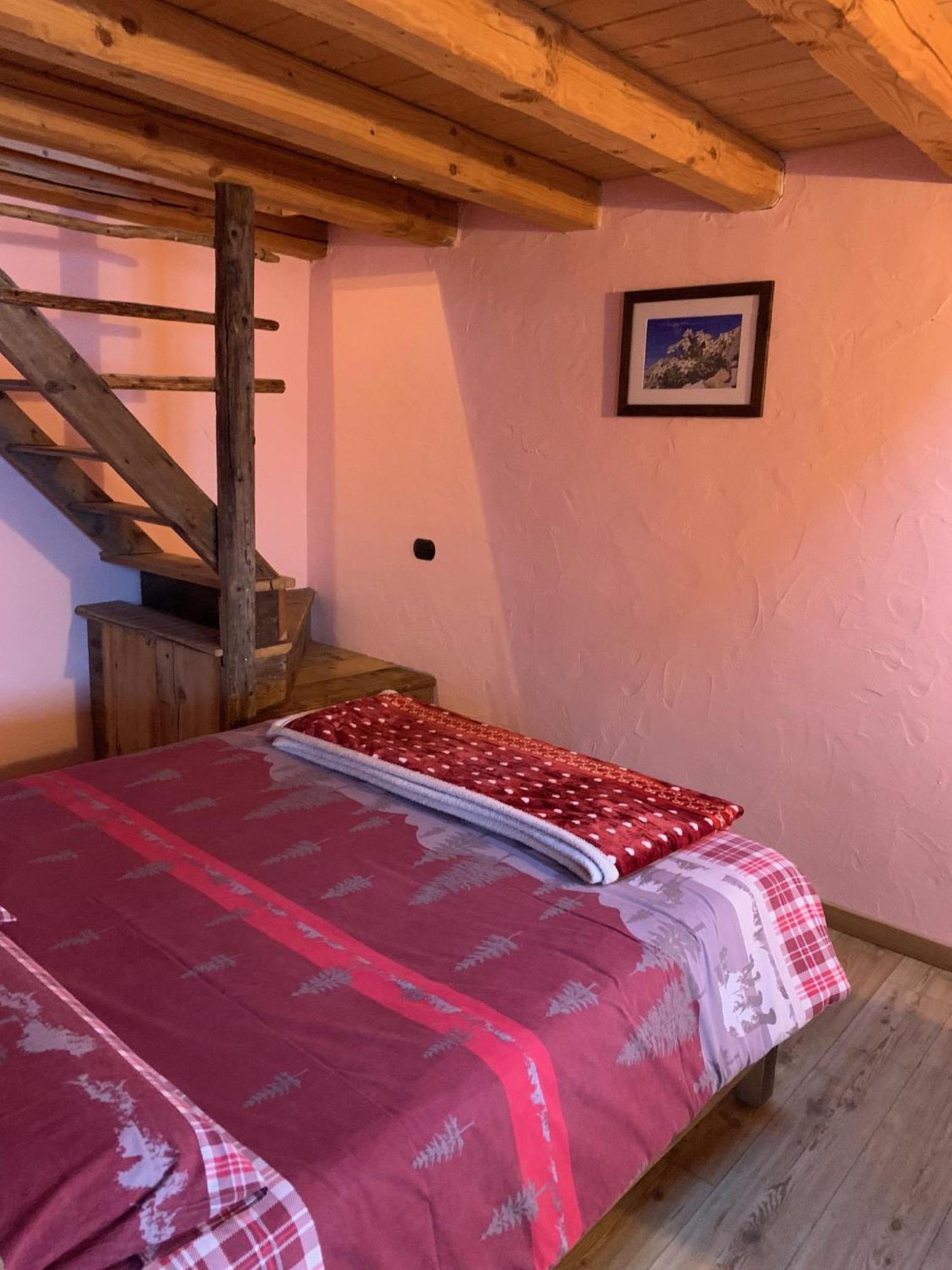 La Ferme Du Grand Paradis Cogne Rum bild