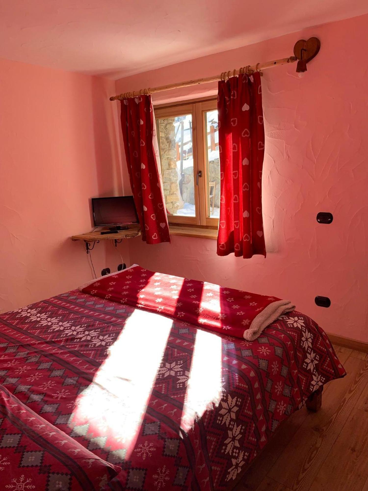 La Ferme Du Grand Paradis Cogne Rum bild